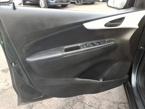 Used 2017 Chevrolet Spark LT image 20