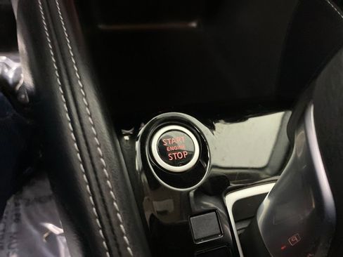 Used 2020 Nissan Kicks SV image 16