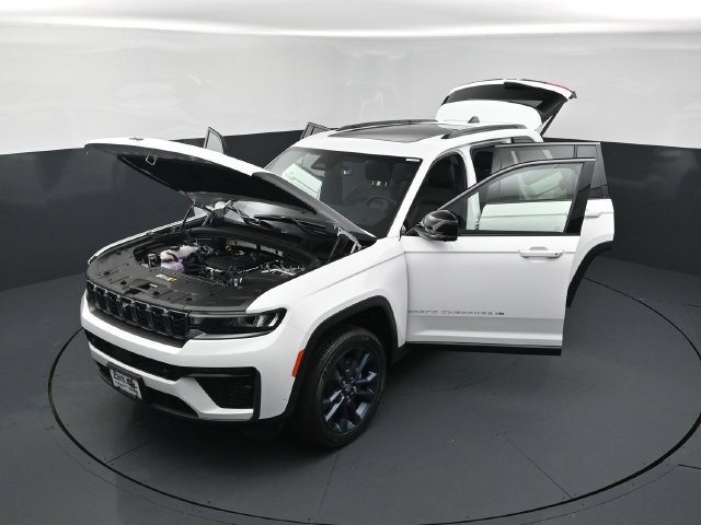 New 2026 Jeep Grand Cherokee Limited AWD/4WD image 26