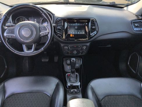 Certified 2021 Jeep Compass Latitude image 15