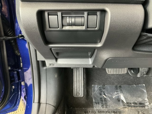 New 2026 Subaru Crosstrek 2.5i Limited AWD/4WD image 11