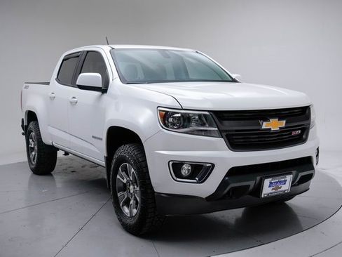 Used 2017 Chevrolet Colorado Z71 image 10