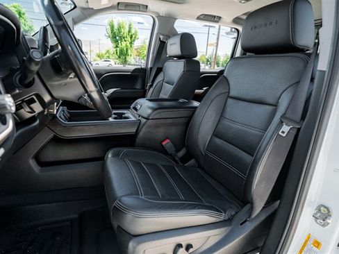 Used 2019 GMC Sierra 3500 Denali AWD/4WD image 18