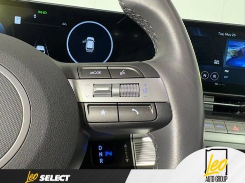 Used 2025 Hyundai Kona SEL AWD/4WD image 20