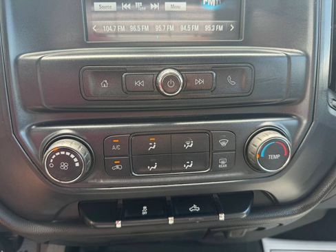 Used 2019 Chevrolet Silverado 2500 W/T AWD/4WD image 35