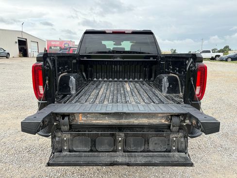 Used 2025 GMC Sierra 1500 SLT RWD image 24