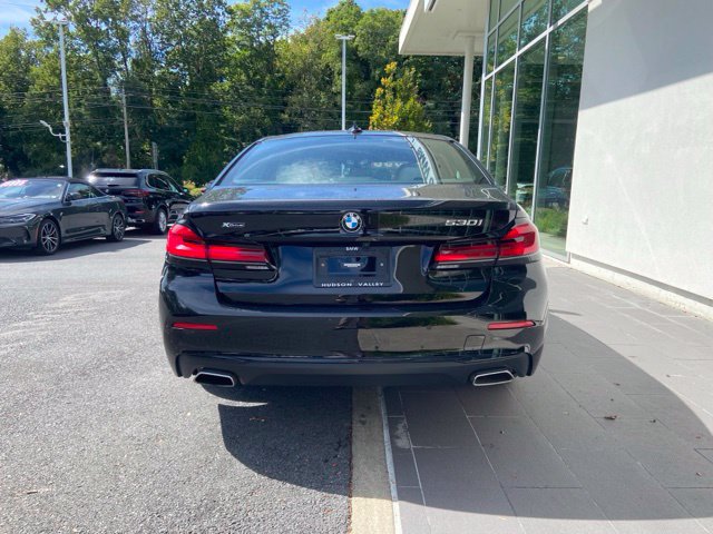 Used 2023 BMW 530i xDrive w/ Convenience Package AWD/4WD image 8