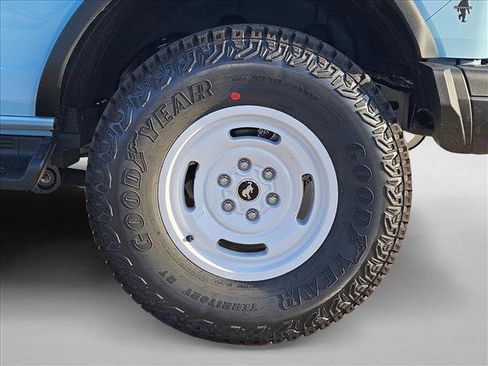 New 2025 Ford Bronco Heritage Edition image 10