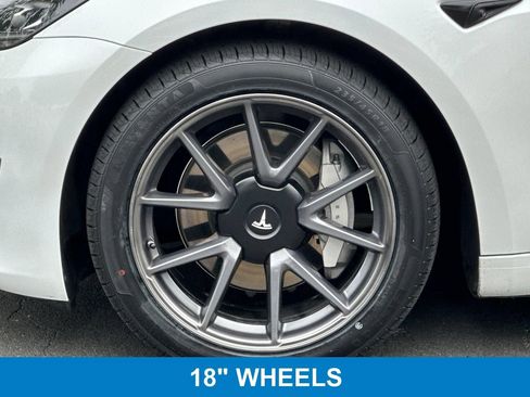 Used 2023 Tesla Model 3 Standard Range RWD image 31