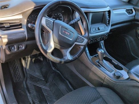 Used 2018 GMC Acadia SLE w/ Driver Alert Package I image 11