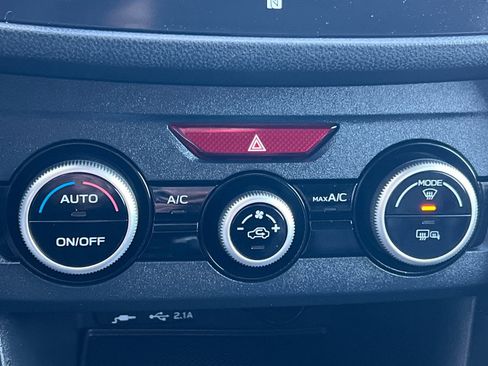 Used 2021 Subaru Crosstrek 2.5i Limited w/ Moonroof Package 2 image 21