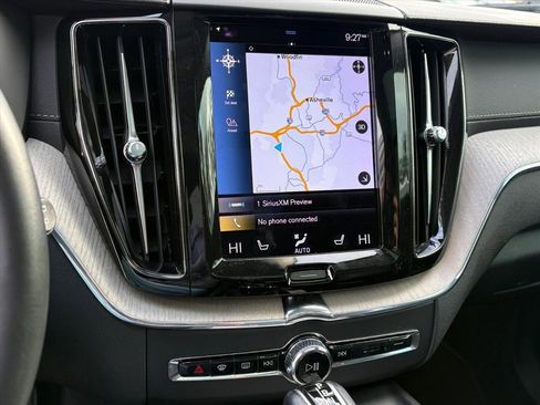 Used 2021 Volvo XC60 T5 Inscription w/ Protection Package Premier image 9