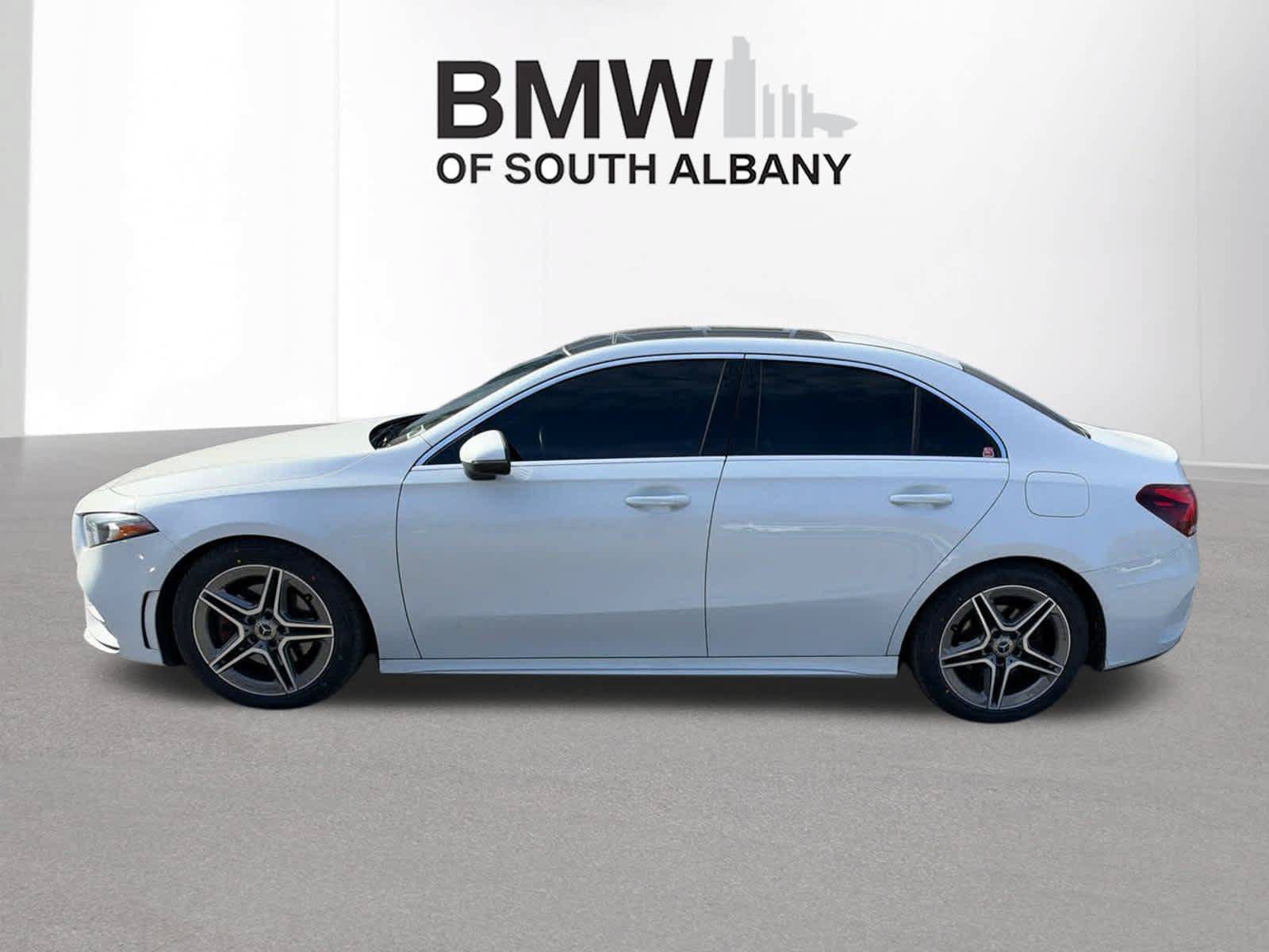 Used 2021 Mercedes-Benz A 220 4MATIC image 2
