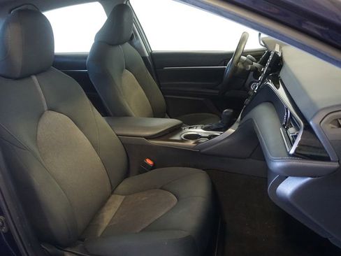 Used 2022 Toyota Camry LE AWD/4WD image 10