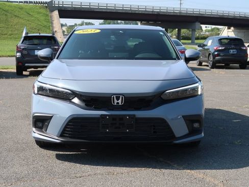 Used 2023 Honda Civic Sport Touring image 2