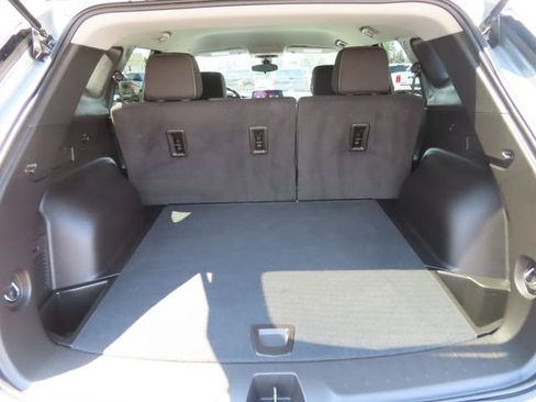 Used 2024 Chevrolet Blazer LT w/ Driver Confidence Package AWD/4WD image 29