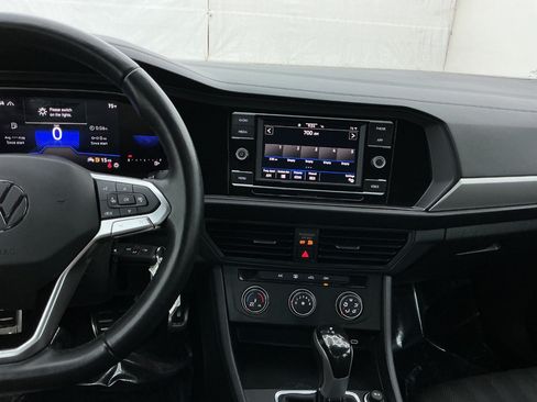 Used 2023 Volkswagen Jetta Sport FWD image 33