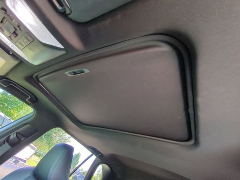 Used 2020 Toyota RAV4 XSE w/ XSE Grade Weather Package AWD/4WD image 19