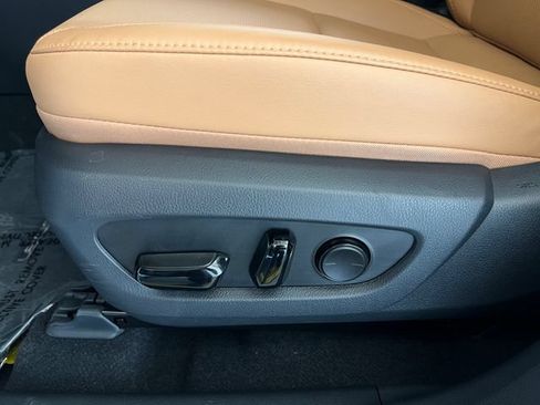 Certified 2025 Lexus RX 350 FWD w/ Technology Package image 35