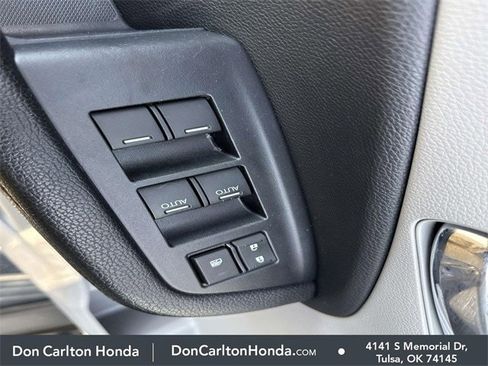 Used 2016 Honda Pilot Elite image 13