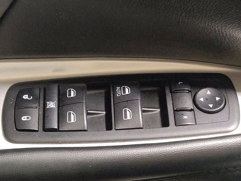 Used 2020 Dodge Journey SE FWD image 27