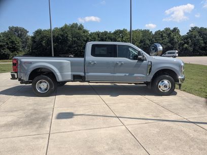 New 2026 Ford F350 Lariat w/ Lariat Ultimate Package