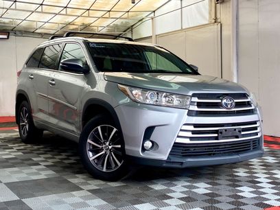 Used 2018 Toyota Highlander XLE w/ Protection Package #3