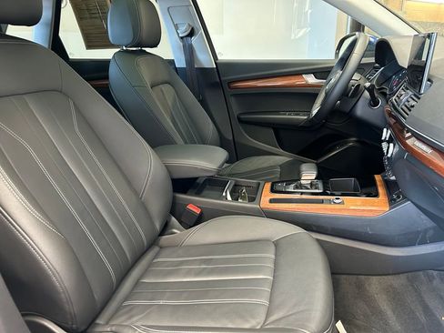 Used 2021 Audi Q5 2.0T Premium w/ Convenience Package image 26