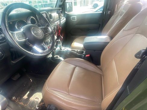 Used 2023 Jeep Wrangler Unlimited Rubicon w/ LED Lighting Group image 2