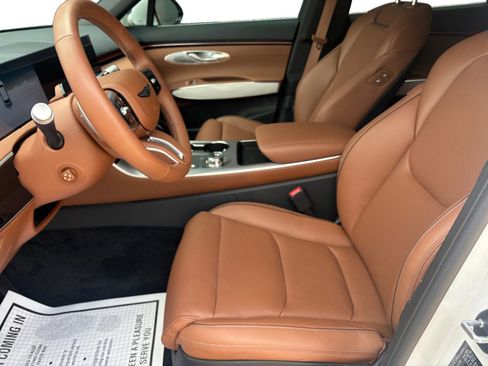 New 2026 Genesis GV70 2.5T Advanced AWD/4WD image 9