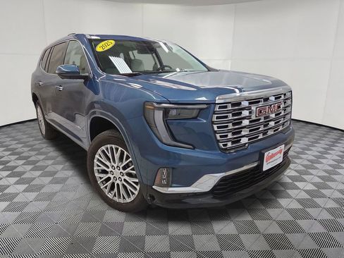 Used 2025 GMC Acadia Denali w/ LPO, Floor Liner Package AWD/4WD image 3