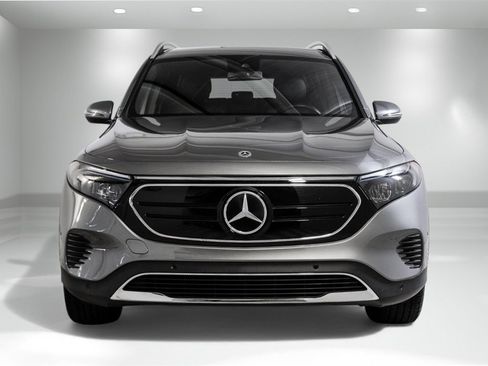 Used 2023 Mercedes-Benz EQB 250+ image 4