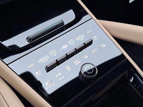 New 2026 Porsche Cayenne image 34