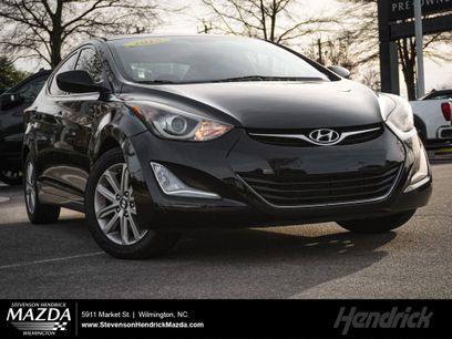 Used 2015 Hyundai Elantra SE w/ Option Group 03