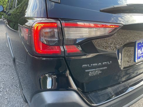 Used 2024 Subaru Outback Premium image 31