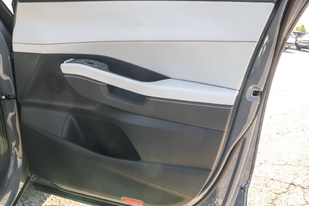 New 2027 Volkswagen Atlas SEL R-Line AWD/4WD image 45