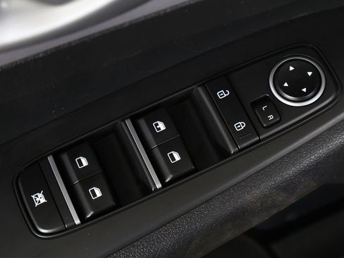 Used 2024 Kia Forte LXS image 33