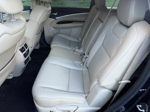 Used 2017 Acura MDX SH-AWD image 5