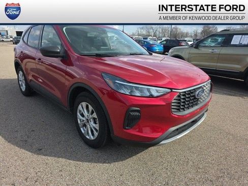 Used 2025 Ford Escape Active FWD image 1