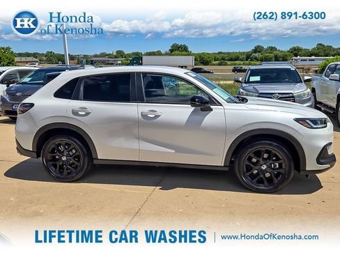 Used 2024 Honda HR-V Sport image 6