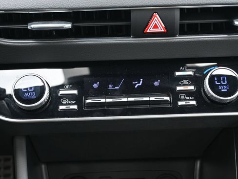 Used 2023 Hyundai Sonata SEL Plus w/ Cargo Package FWD image 17