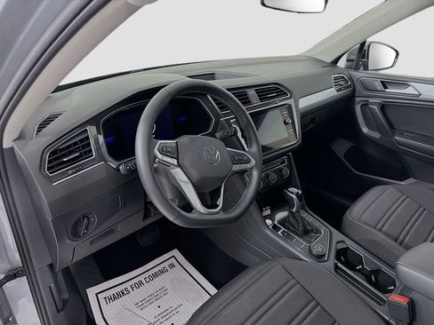 Used 2024 Volkswagen Tiguan S AWD/4WD image 9
