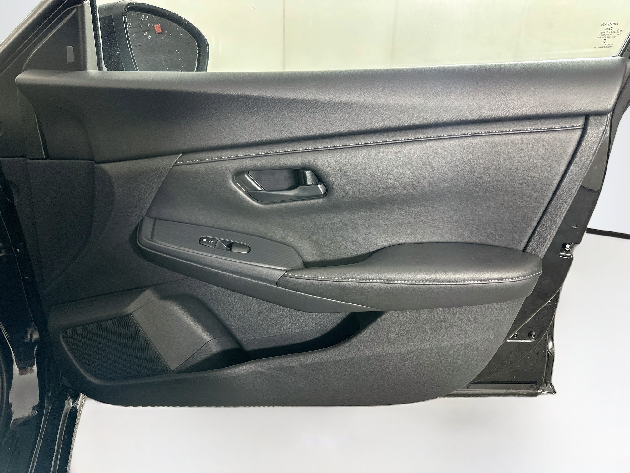 Used 2025 Nissan Sentra S FWD image 30