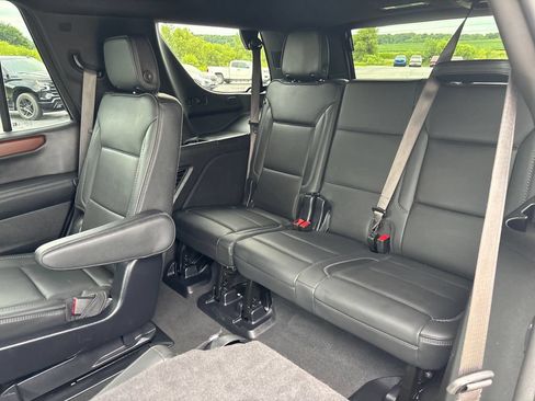 Certified 2025 GMC Yukon Denali AWD/4WD image 31