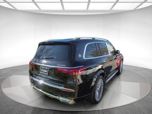 Certified 2024 Mercedes-Benz Maybach GLS 600 4MATIC image 3