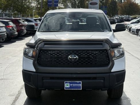 Certified 2018 Toyota Tundra SR image 12