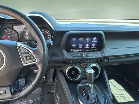 Used 2021 Chevrolet Camaro SS RWD image 12