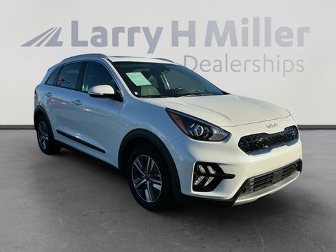 Used 2022 Kia Niro EX Premium image 7