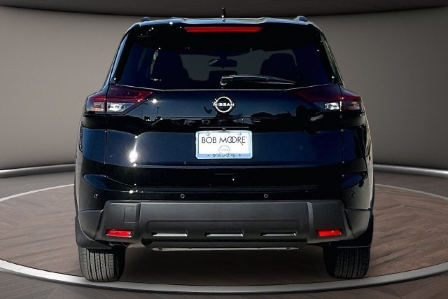 New 2027 Nissan Rogue Dark Armor FWD image 4
