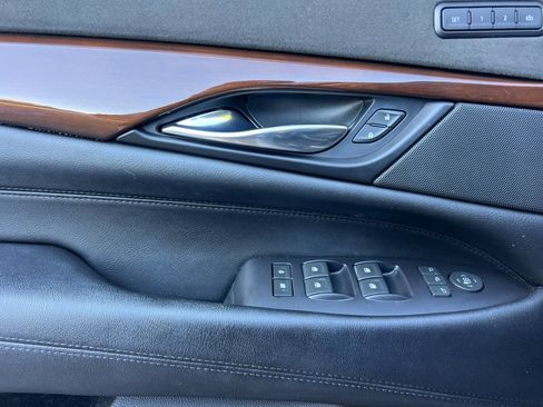 Used 2019 Cadillac Escalade Premium Luxury AWD/4WD image 11